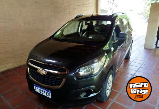 Autos - Chevrolet Spin 2017 Nafta 102000Km - En Venta