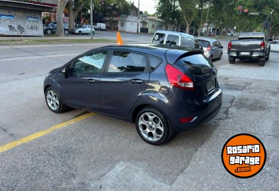 Autos - Ford Fiesta 2012 Nafta 120000Km - En Venta