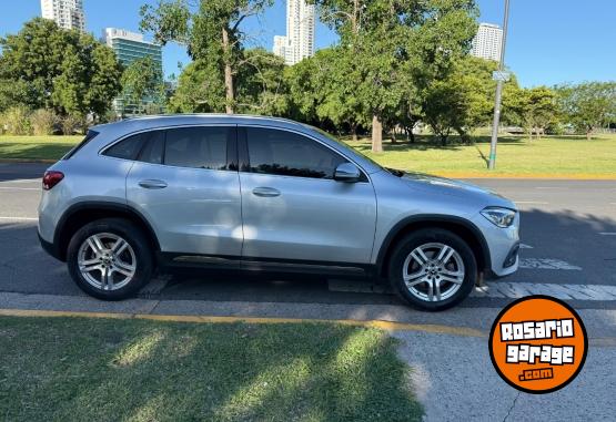 Camionetas - Mercedes Benz GLA 200 2021 Nafta 87000Km - En Venta