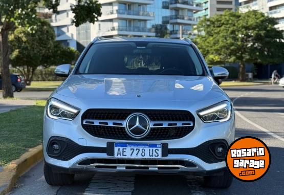 Camionetas - Mercedes Benz GLA 200 2021 Nafta 87000Km - En Venta