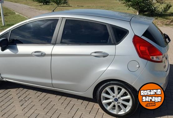 Autos - Ford FIESTA KINETIC SE 2018 GNC 107000Km - En Venta