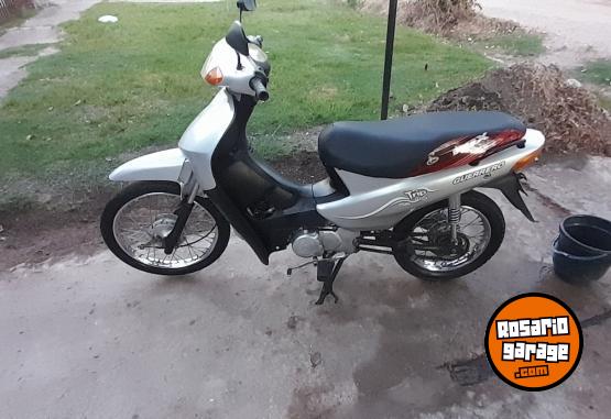 Motos - Guerrero Trip 110 2012 Nafta 111111Km - En Venta