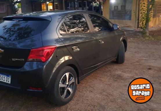 Autos - Chevrolet ONIX LTZ 2017 Nafta 91000Km - En Venta