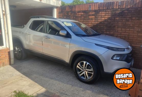 Camionetas - Fiat Toro 2017 Diesel 110000Km - En Venta