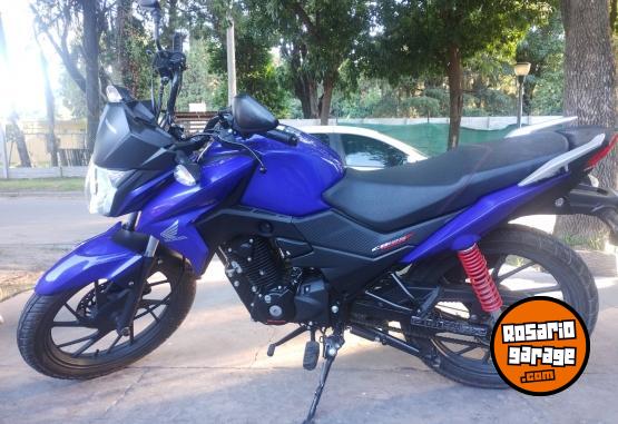 Motos - Honda Twister CB125 2023 Nafta 3500Km - En Venta