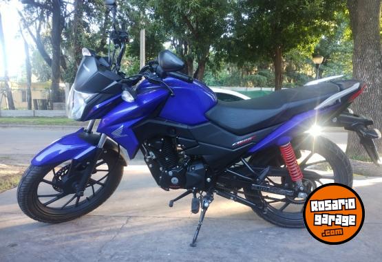 Motos - Honda Twister CB125 2023 Nafta 3500Km - En Venta