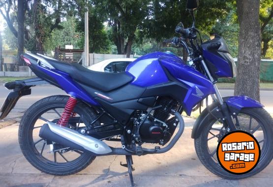 Motos - Honda Twister CB125 2023 Nafta 3500Km - En Venta