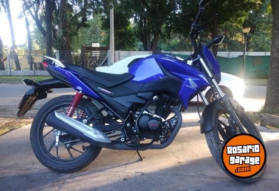 Motos - Honda Twister CB125 2023 Nafta 3500Km - En Venta