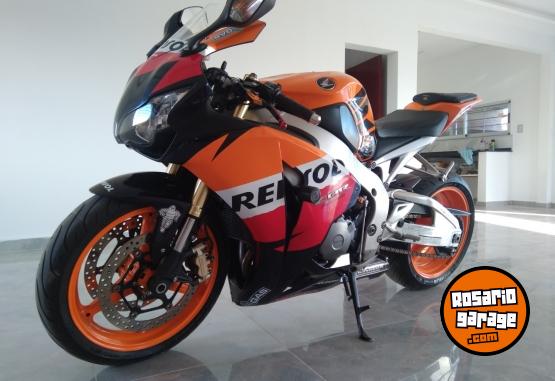 Motos - Honda Cbr 1000 2009 repsol 2009 Nafta 26000Km - En Venta