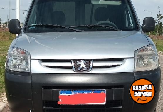 Utilitarios - Peugeot Partner Confort 1 6 hdi 2017 Diesel 180000Km - En Venta