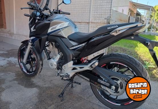 Motos - Honda Cb 250 twister 2022 Nafta 7000Km - En Venta