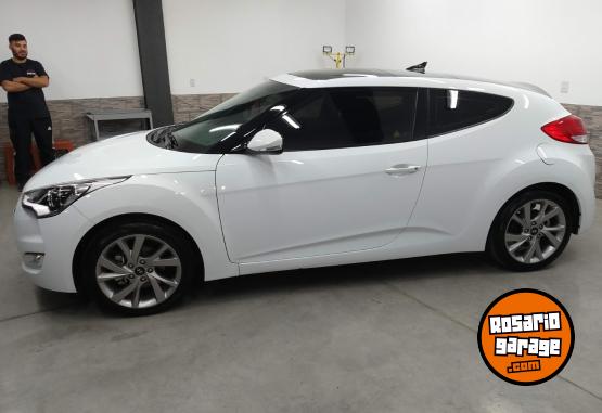 Autos - Hyundai Veloster 2017 Nafta 70000Km - En Venta