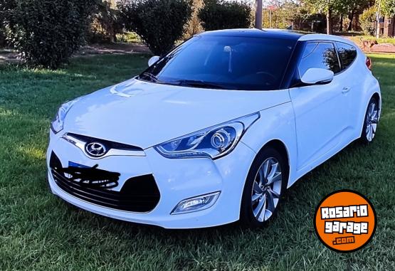 Autos - Hyundai Veloster 2017 Nafta 70000Km - En Venta