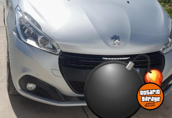 Autos - Peugeot 208gt 2017 Nafta 82000Km - En Venta