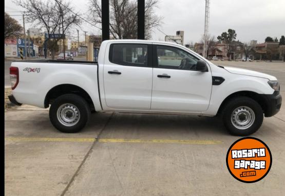 Camionetas - Ford Ranger 1ra mano permuto 2019 Diesel 120000Km - En Venta