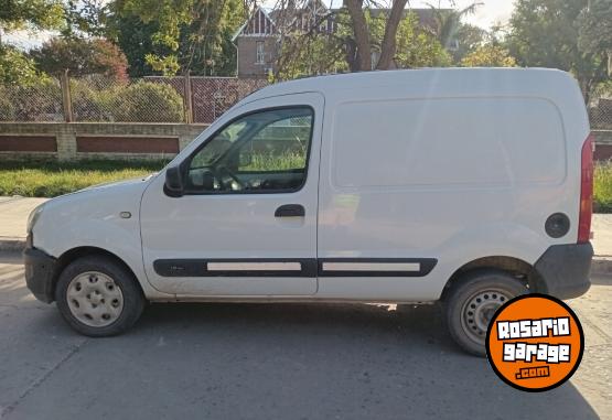 Utilitarios - Renault Kangoo 2014 Nafta 152000Km - En Venta