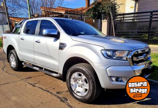 Camionetas - Ford Ranger xlt 1ra mano permu 2018 Diesel 116000Km - En Venta