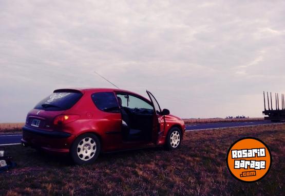 Autos - Peugeot 206 XR PREMIUN 1.6 3P 2004 Nafta 195000Km - En Venta