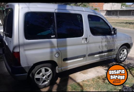 Utilitarios - Citroen Berlingo 2004 Diesel 111111Km - En Venta