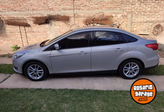 Autos - Ford Focus SE 2.0 2018 Nafta 41000Km - En Venta