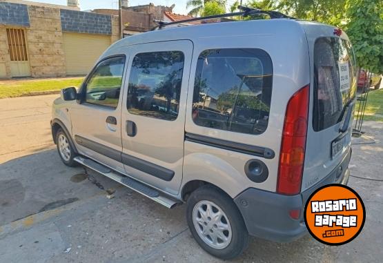 Utilitarios - Renault Kangoo 2012 GNC 214000Km - En Venta