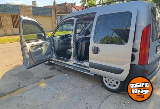 Utilitarios - Renault Kangoo 2012 GNC 214000Km - En Venta