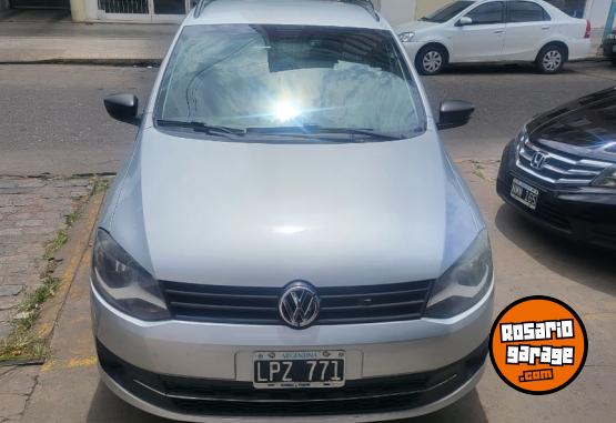 Autos - Volkswagen Suran 2012 GNC 89000Km - En Venta