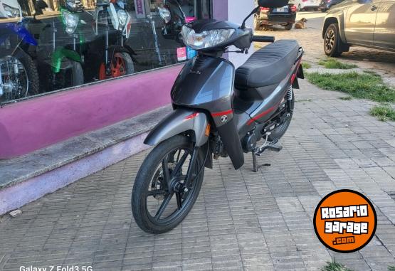 Motos - Zanella 110 full 2022 Nafta 17000Km - En Venta