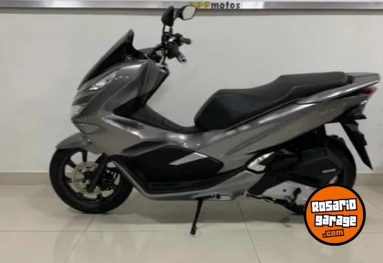 Motos - Honda Pcx 2019 Nafta 7900Km - En Venta