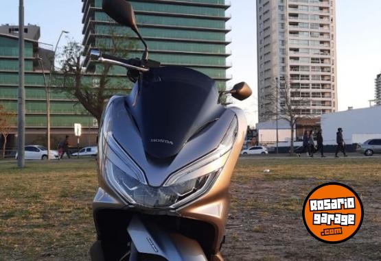 Motos - Honda Pcx 2019 Nafta 7900Km - En Venta