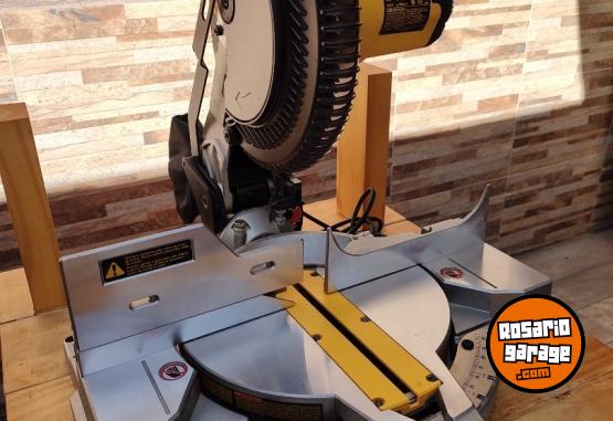 Herramientas - Ingleteadora Dewalt Dw 713 - En Venta