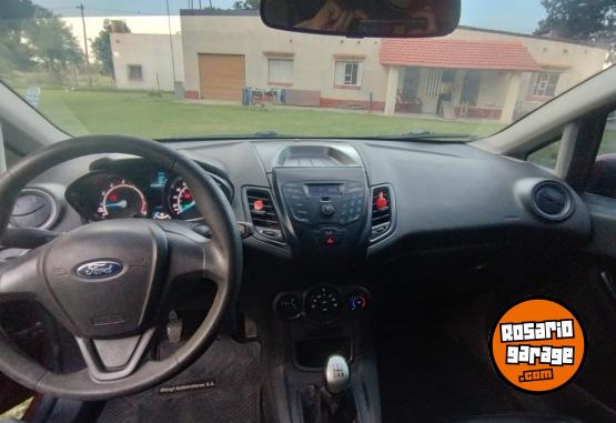 Autos - Ford Fiesta 2015 Nafta 240000Km - En Venta