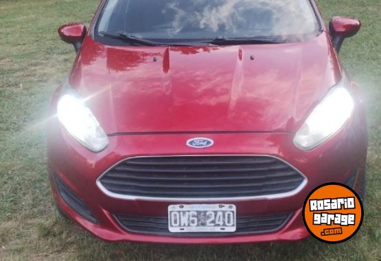 Autos - Ford Fiesta 2015 Nafta 240000Km - En Venta