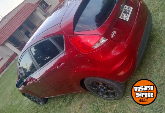 Autos - Ford Fiesta 2015 Nafta 240000Km - En Venta