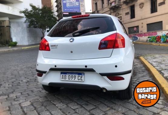 Autos - Geely Hacht 515 2017 Nafta 100000Km - En Venta