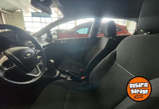 Autos - Ford Fiesta SE Kinetic Design 2018 Nafta 72440Km - En Venta