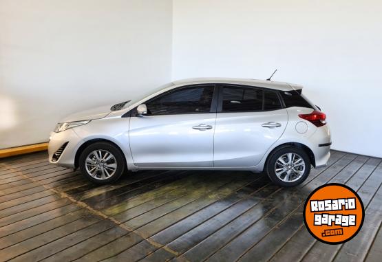 Autos - Toyota YARIS XLS 1,5 CVT 5P 2021 Nafta 28683Km - En Venta