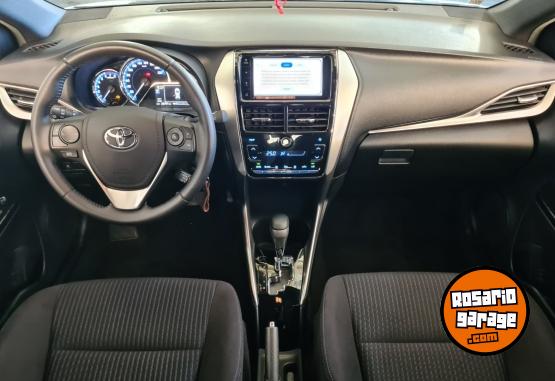 Autos - Toyota YARIS XLS 1,5 CVT 5P 2021 Nafta 28683Km - En Venta