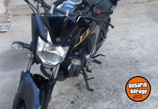 Motos - Yamaha Fz16 v.2.0 2017 Nafta 22100Km - En Venta