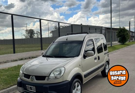 Utilitarios - Renault Kangoo 2011 GNC 180000Km - En Venta