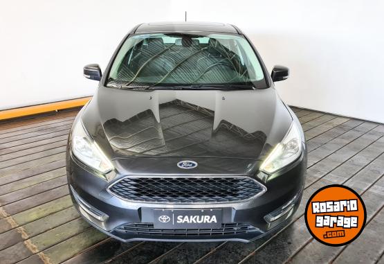 Autos - Ford FOCUS 4P 2,0L AT SE PLUS 2016 Nafta 76380Km - En Venta