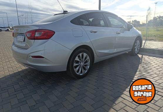 Autos - Chevrolet Cruze LT 2019 Nafta 65500Km - En Venta