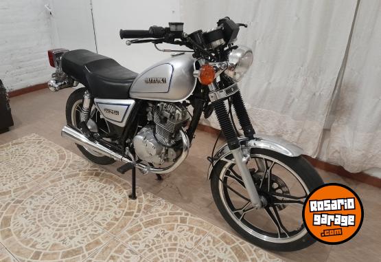 Motos - Suzuki GN 125 H 2014 Nafta 28500Km - En Venta