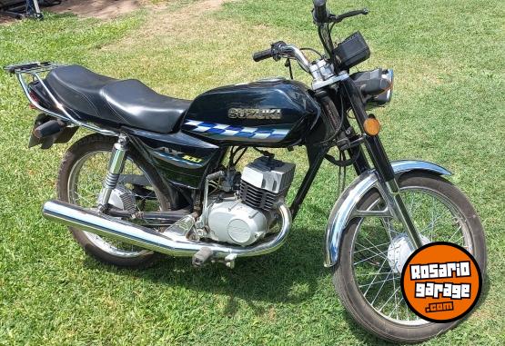 Motos - Suzuki AX 100 2022 Nafta 10500Km - En Venta