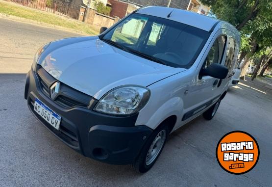 Utilitarios - Renault KANGOO 1.6 CONFORT 16V PH 2018 Nafta  - En Venta