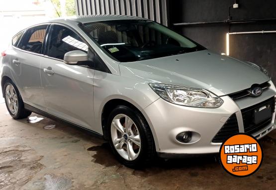 Autos - Ford Focus 1.6 S 2015 Nafta 101000Km - En Venta