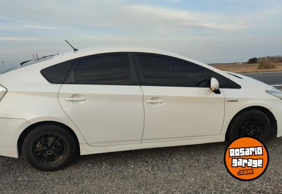 Autos - Toyota PRIUS 2013 Electrico / Hibrido 153000Km - En Venta