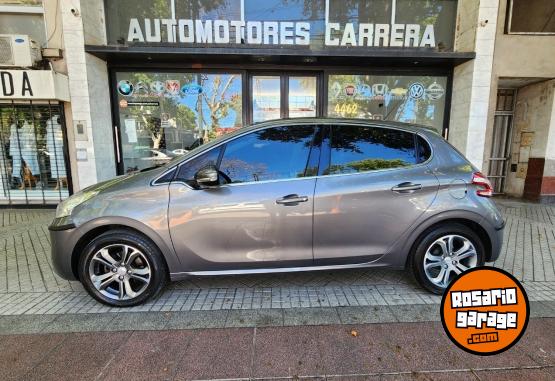 Autos - Peugeot 208 feline 2015 Nafta 119000Km - En Venta