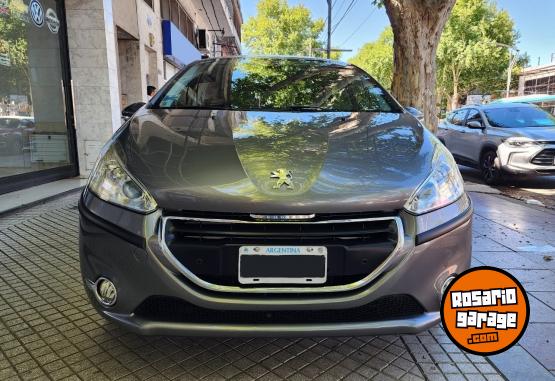 Autos - Peugeot 208 feline 2015 Nafta 119000Km - En Venta