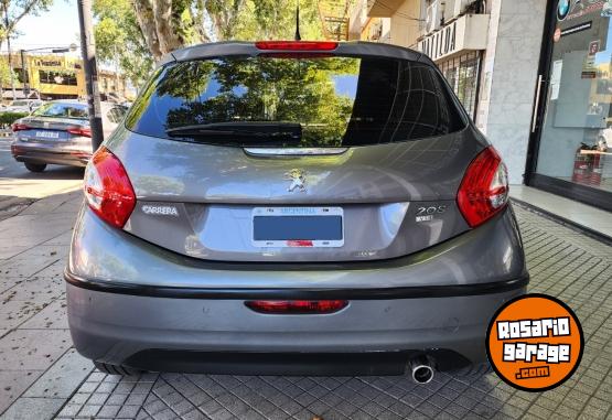 Autos - Peugeot 208 feline 2015 Nafta 119000Km - En Venta